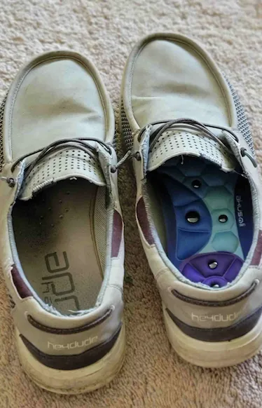 Who Akusoli insoles are suited for — standing jobs, active people, seniors