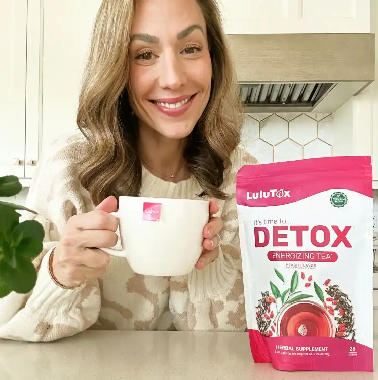 Lulutox Detox Tea Ingredients – Pyramid Tea Bag with Peach Flavor